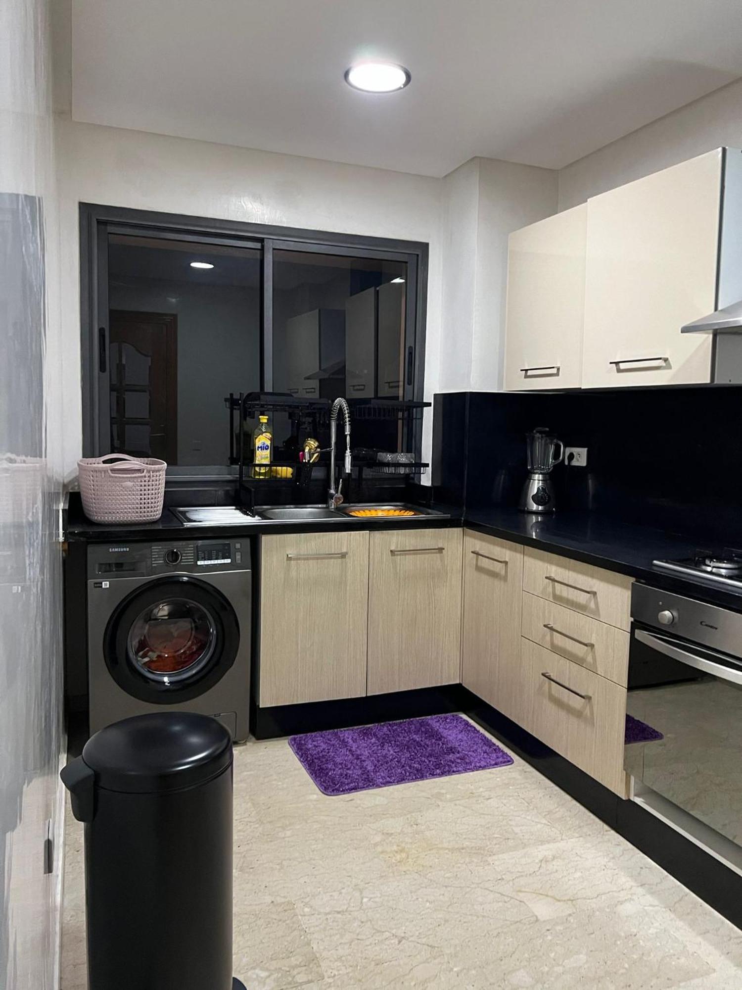 Apartment En Pleine Centre Gueliz En Face Theatre Royal *