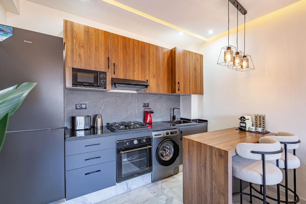 Appartement Luxury Gueliz, Cinema Bedroom Experience *