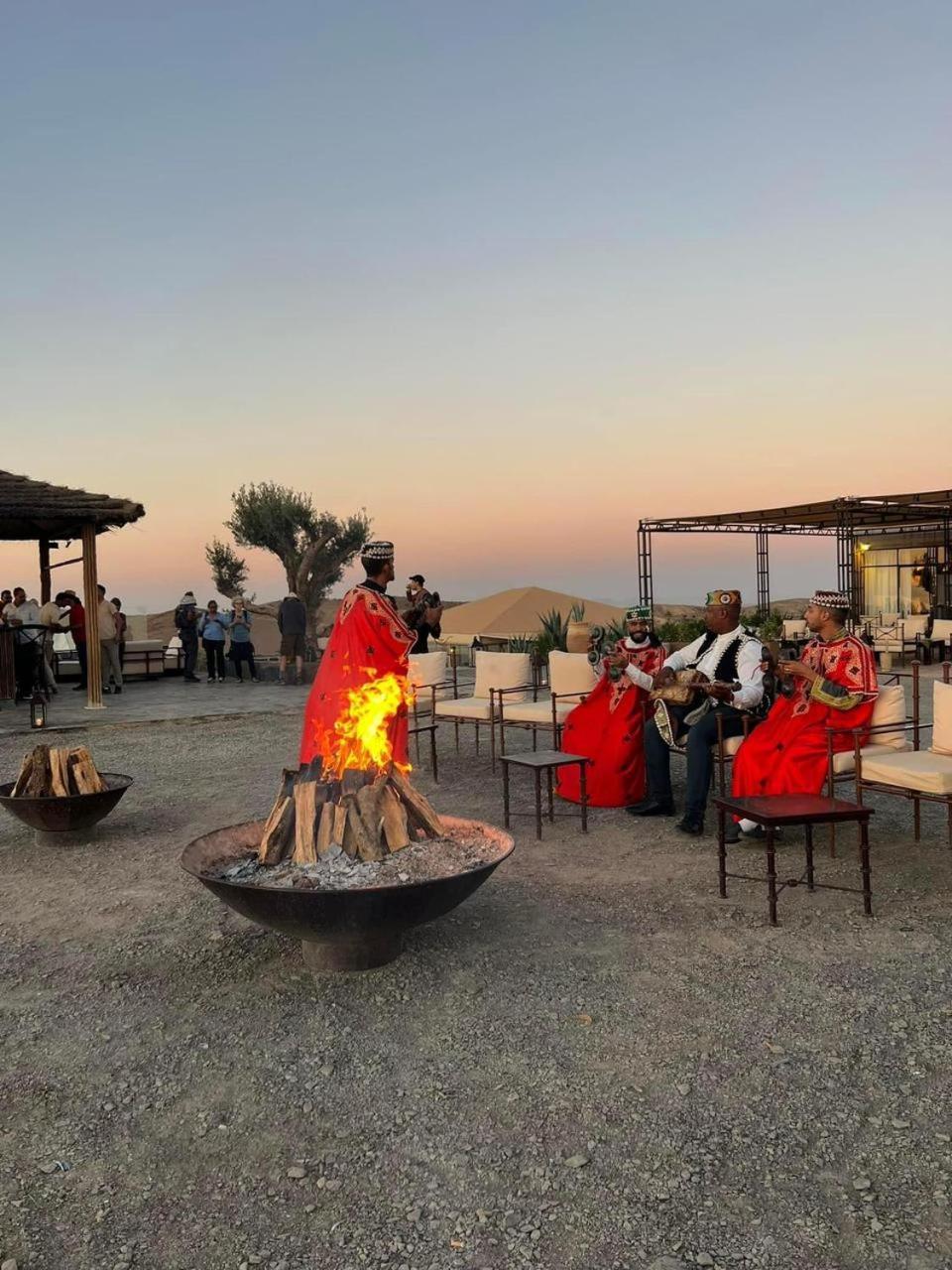 The White Camel Camp - Agafay Desert Activities Lodge *