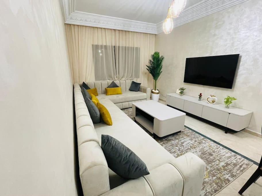 Apartment De Luxe Avec Piscine Hivernage Marrakesh