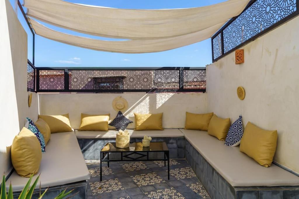 Taher - Piscine - Wifi Fibre Optique - Petit Dejeuner * Marrakesh