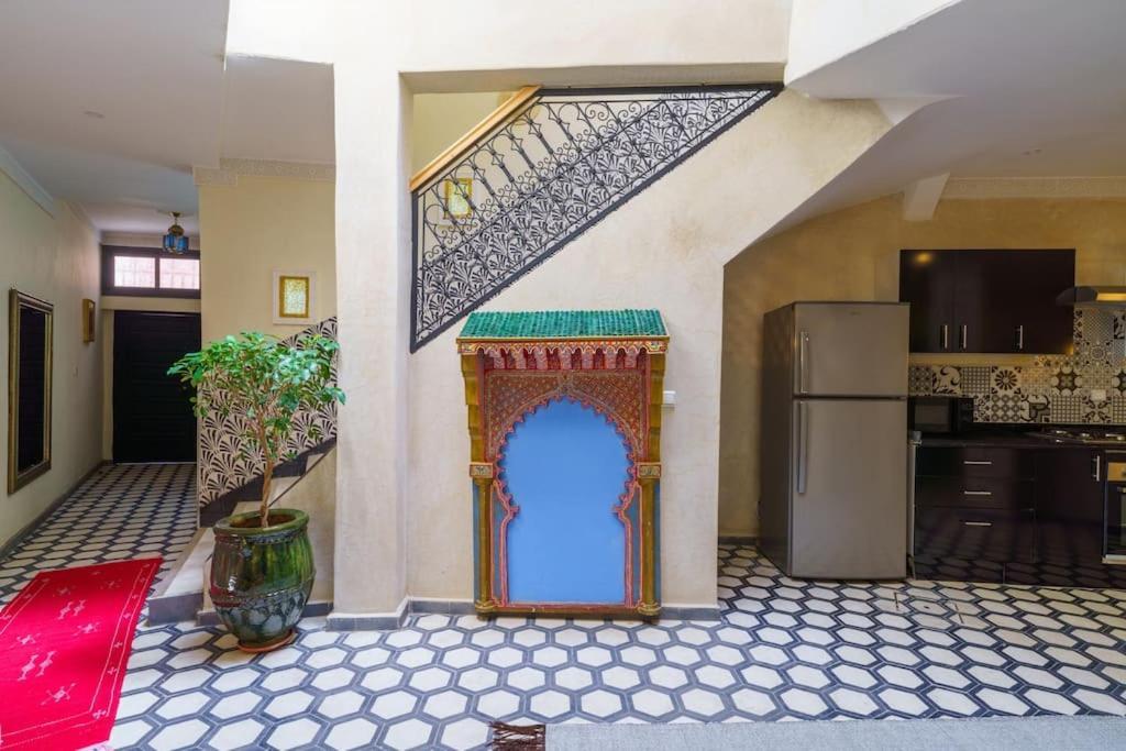 Taher - Piscine - Wifi Fibre Optique - Petit Dejeuner Marrakesh