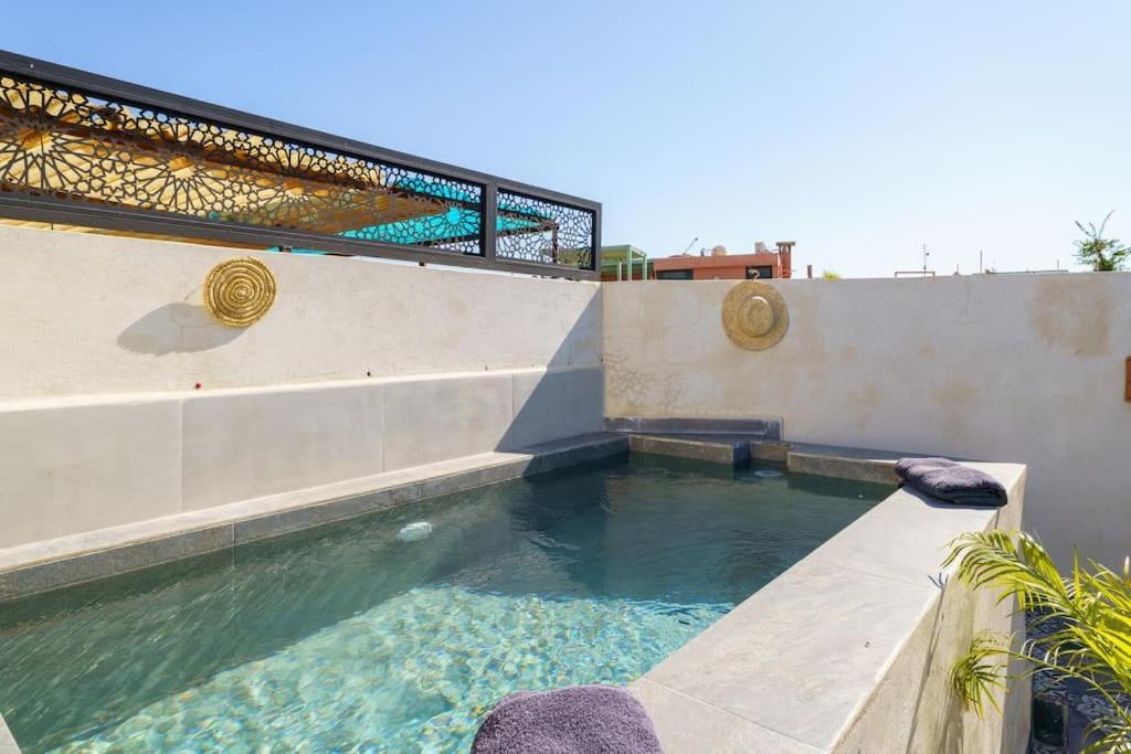 Taher - Piscine - Wifi Fibre Optique - Petit Dejeuner * Marrakesh