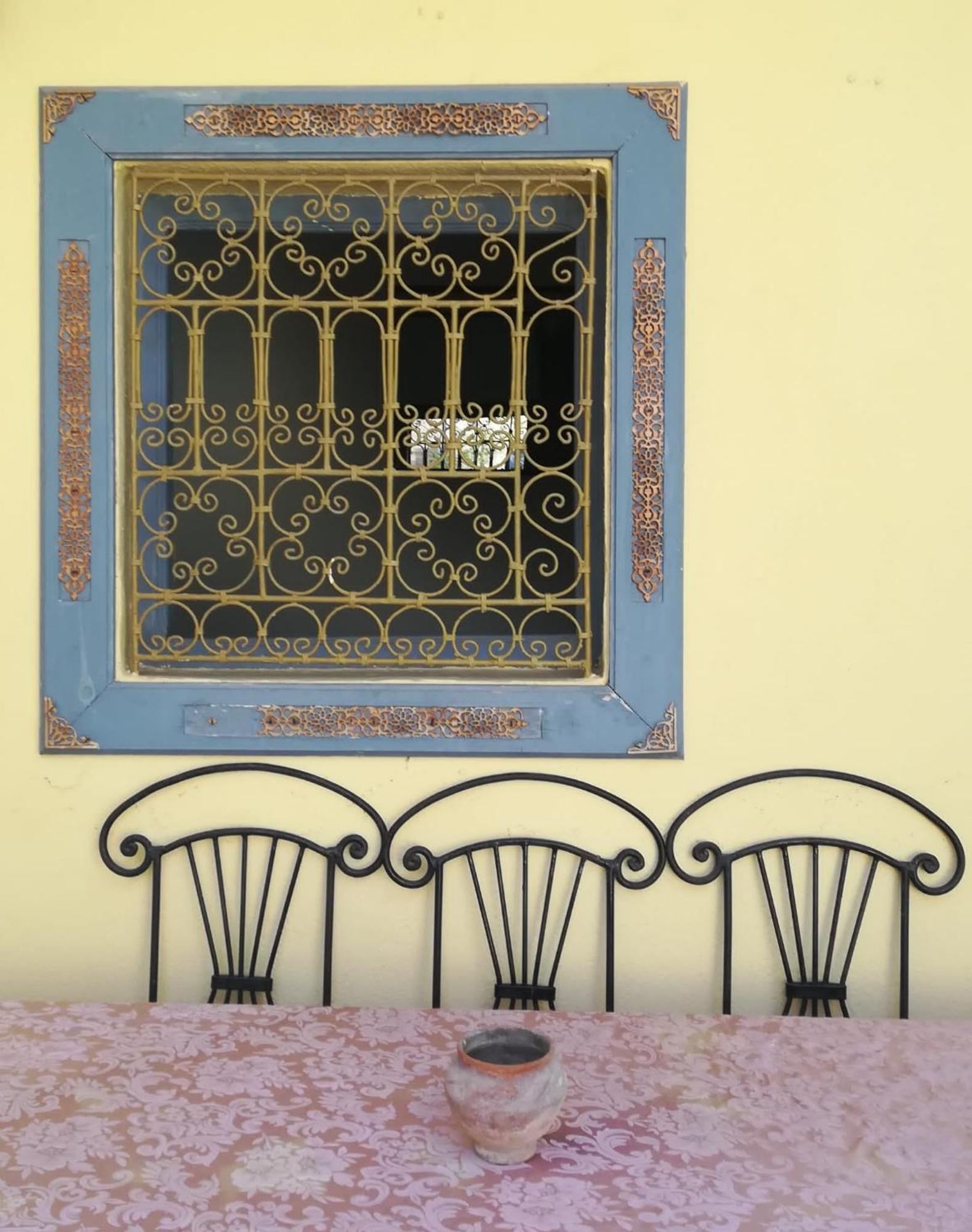 Taddert Guest house *
