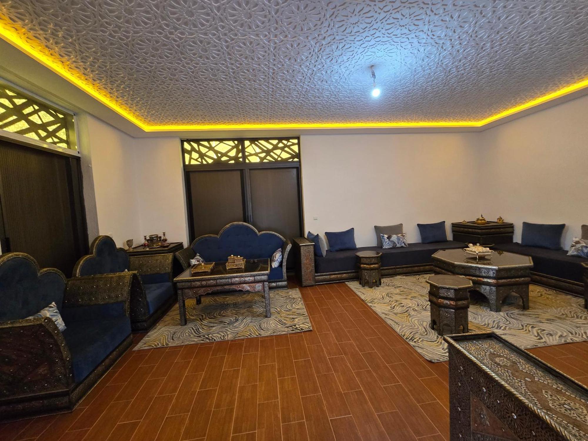 Luxueuse Tedili Mesfioua Villa