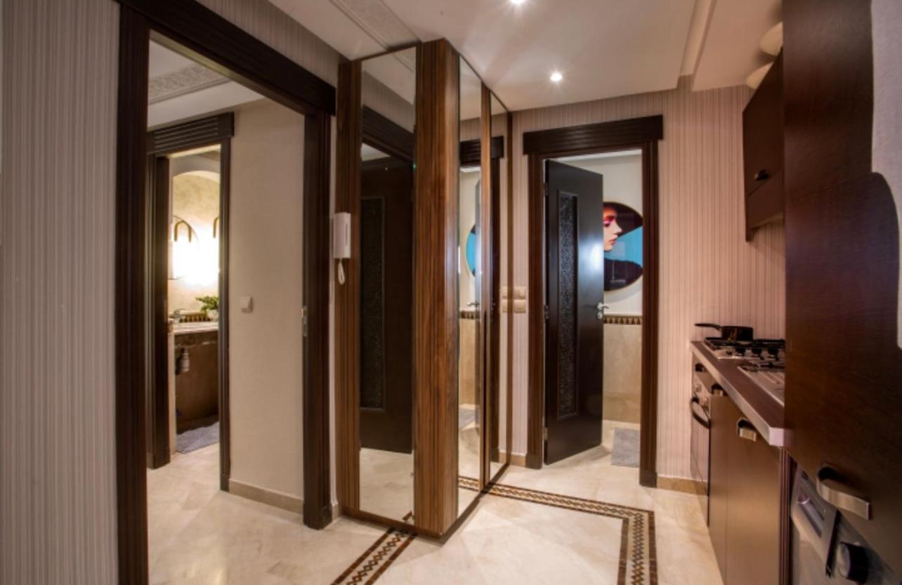 Appartement De Luxe Avec Piscine, Hivernage
