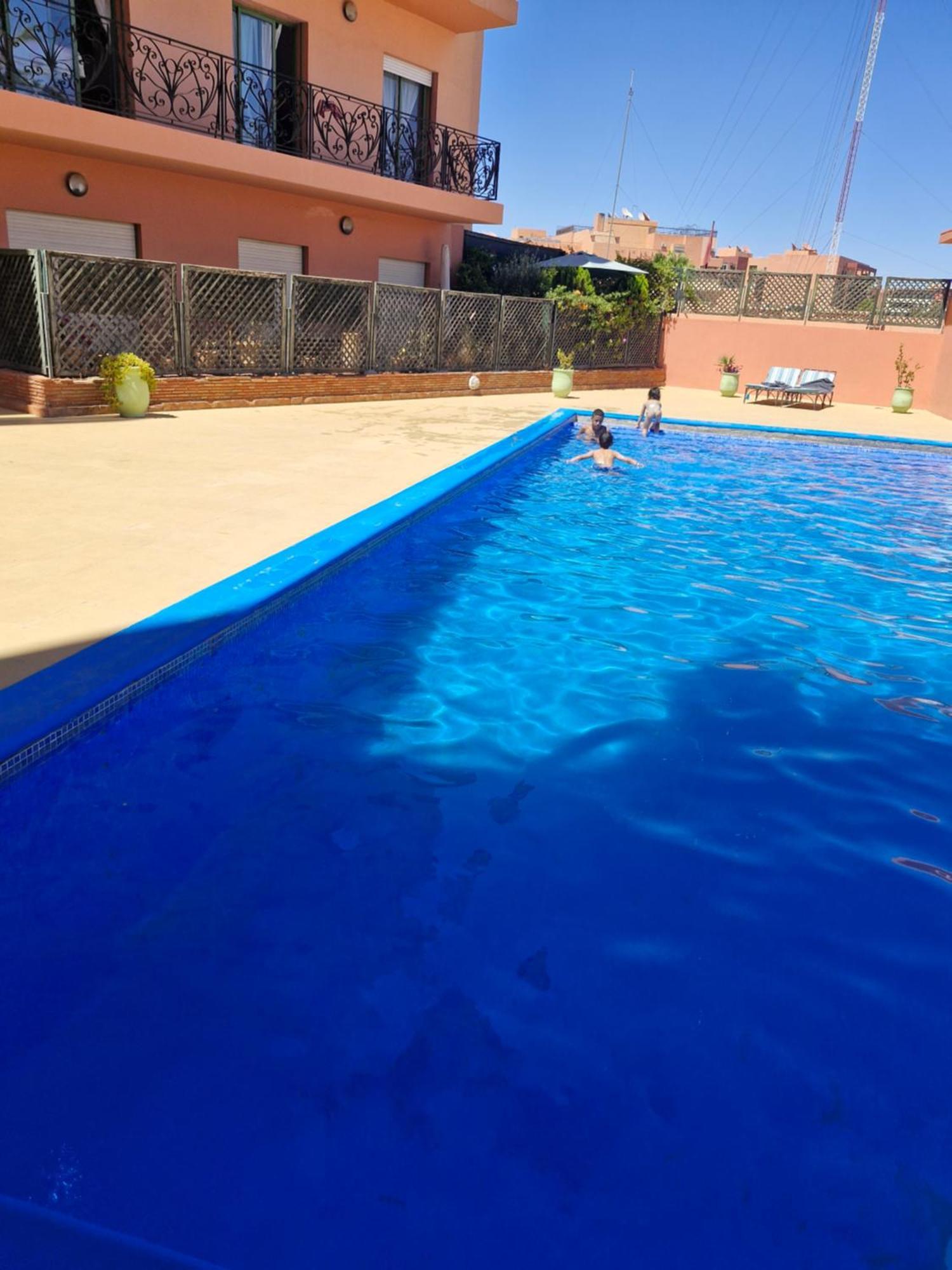 Luxueux Duplex Rooftop En Plein Coeur De Majorelle Appartamento Marrakesh