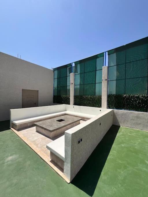 Detente Piscine Sans Vis A Vis Villa