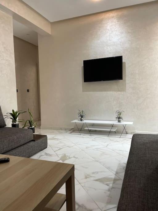 El Ghali Apartment, 2 Bedroom,2 Bathroom *