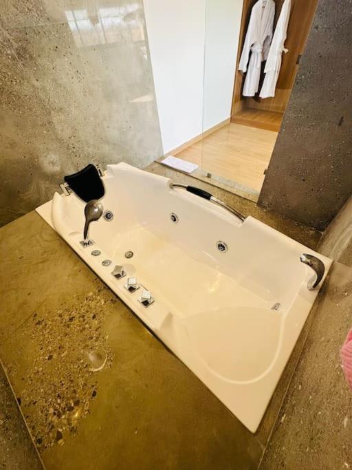 Somptueuse Avec Paddle, Hammam Et Wi-fi Marrakesh