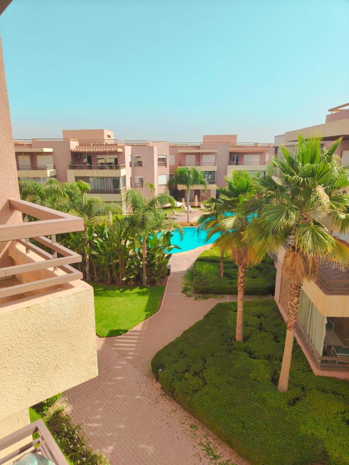 Apartamento Luxury Pool View Garden