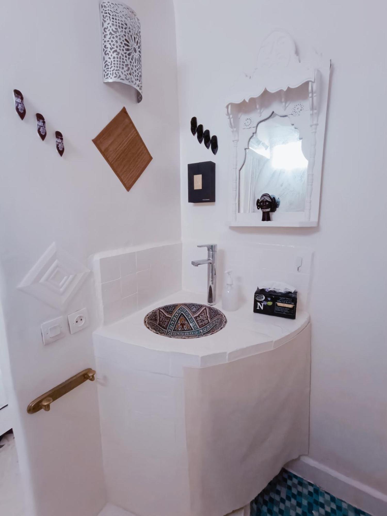 Studio Blanco Médina Avec Terrasse Apartment