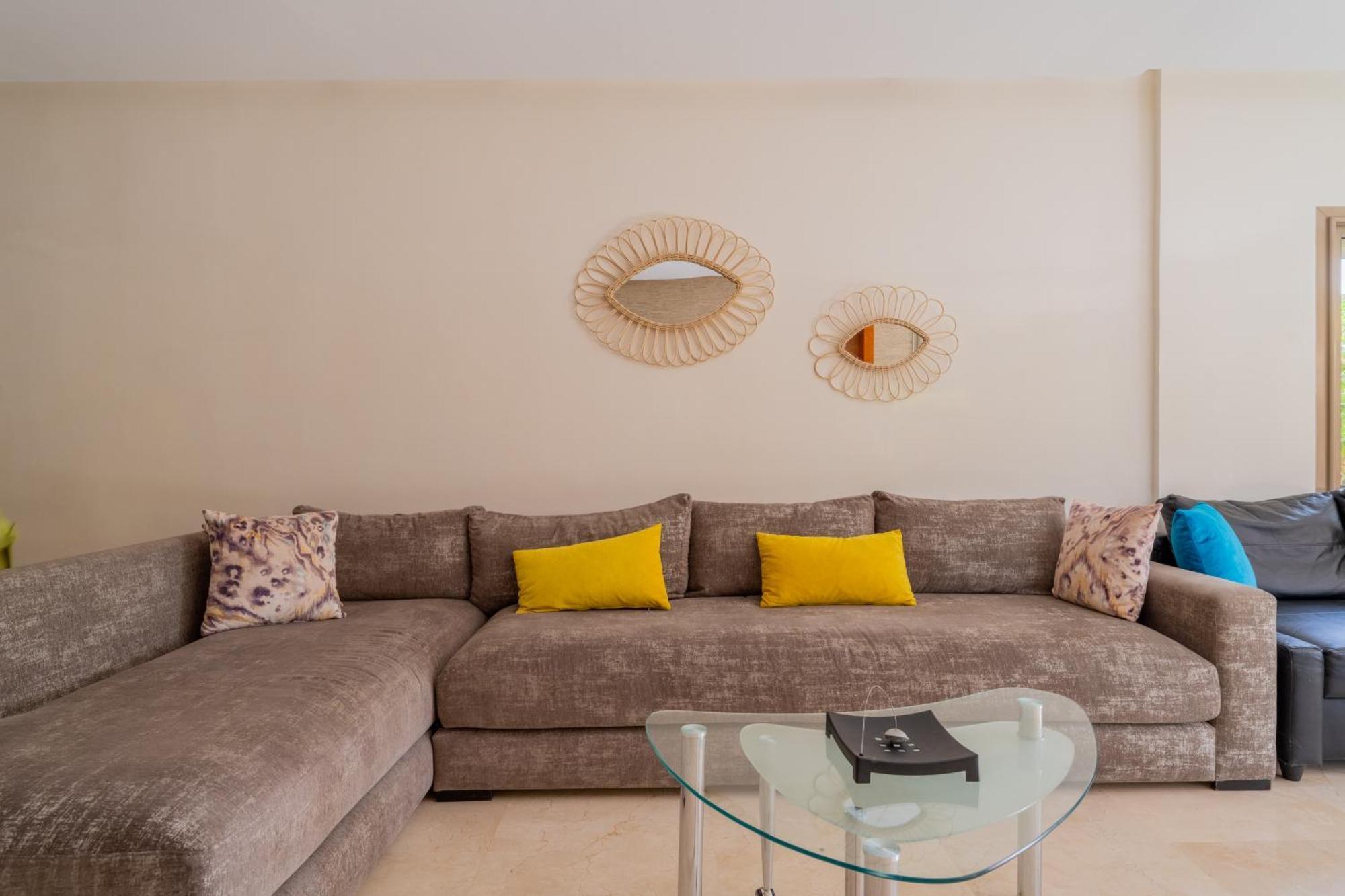 Luxury Xl Golf View Retreat Private Garden Apartment *