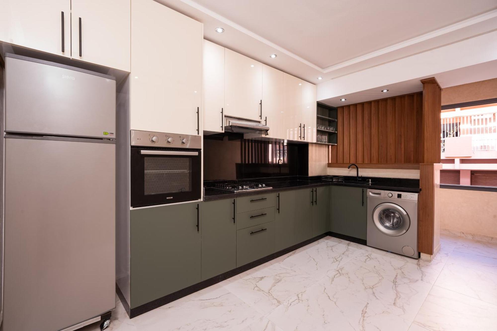 Bright Flat In Heart Of Center Appartement Marrakesh