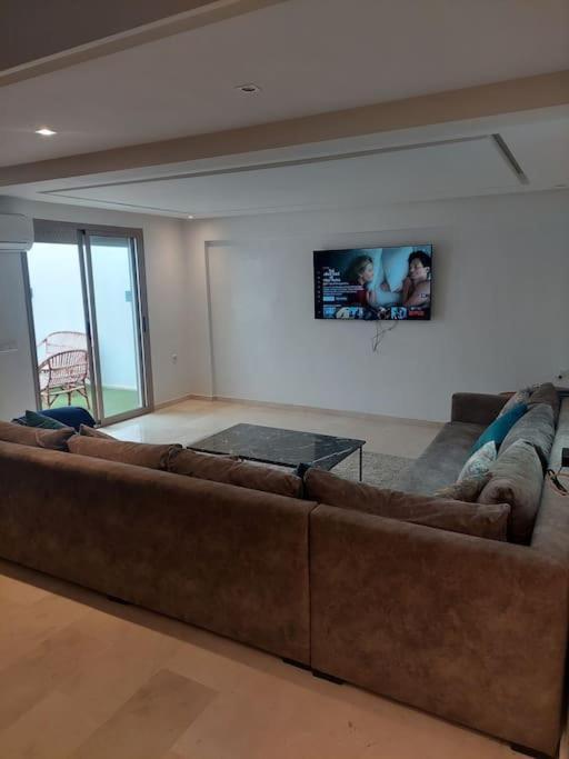Un Luxueux Duplex Appartement *