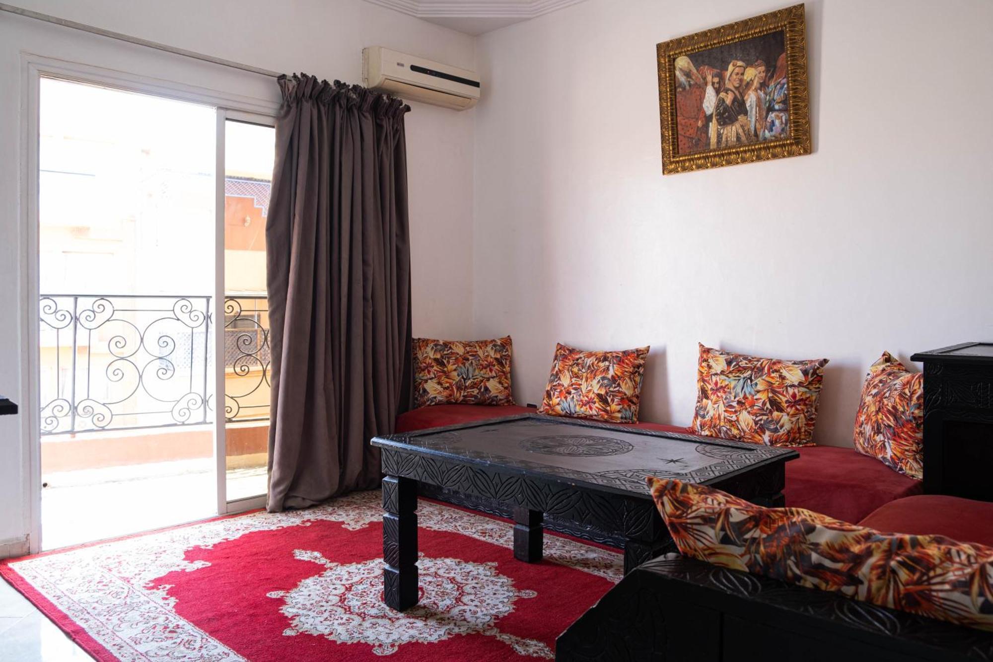 Hostel Apart Larbi *