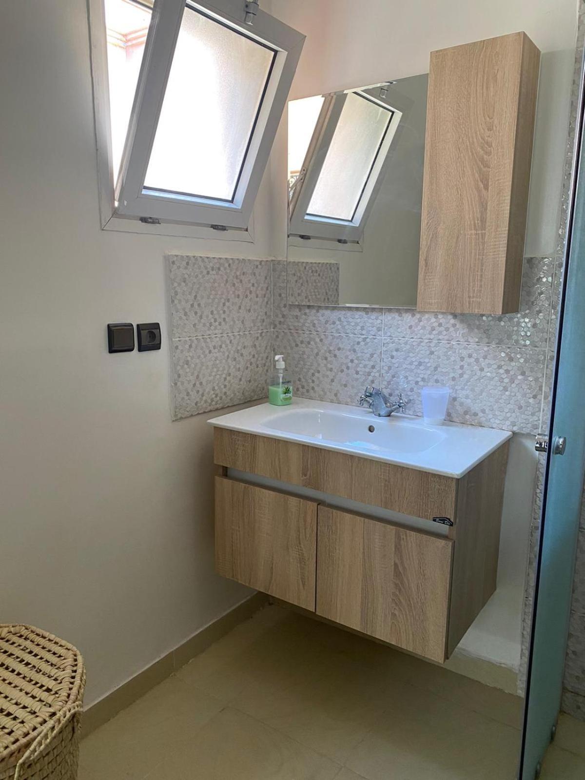 Al-bushra Guest house