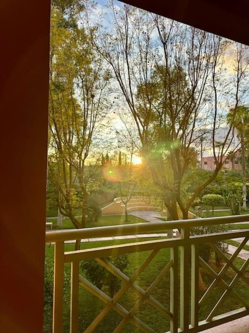 Somptueux Jardin & Piscine - Hivernage Appartement *