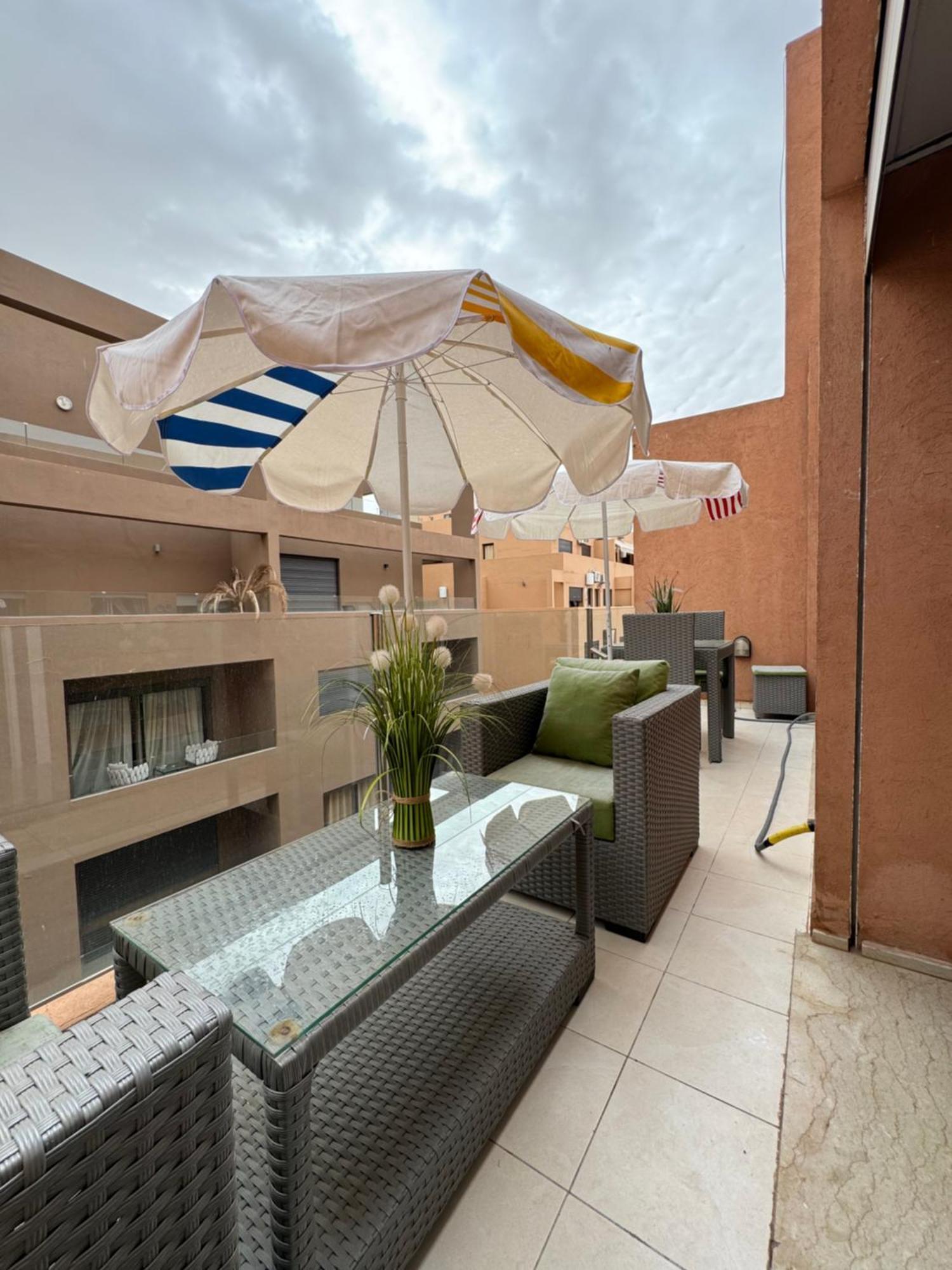 Fresh Modern Flat With Spacious And Bathroom Appartement *