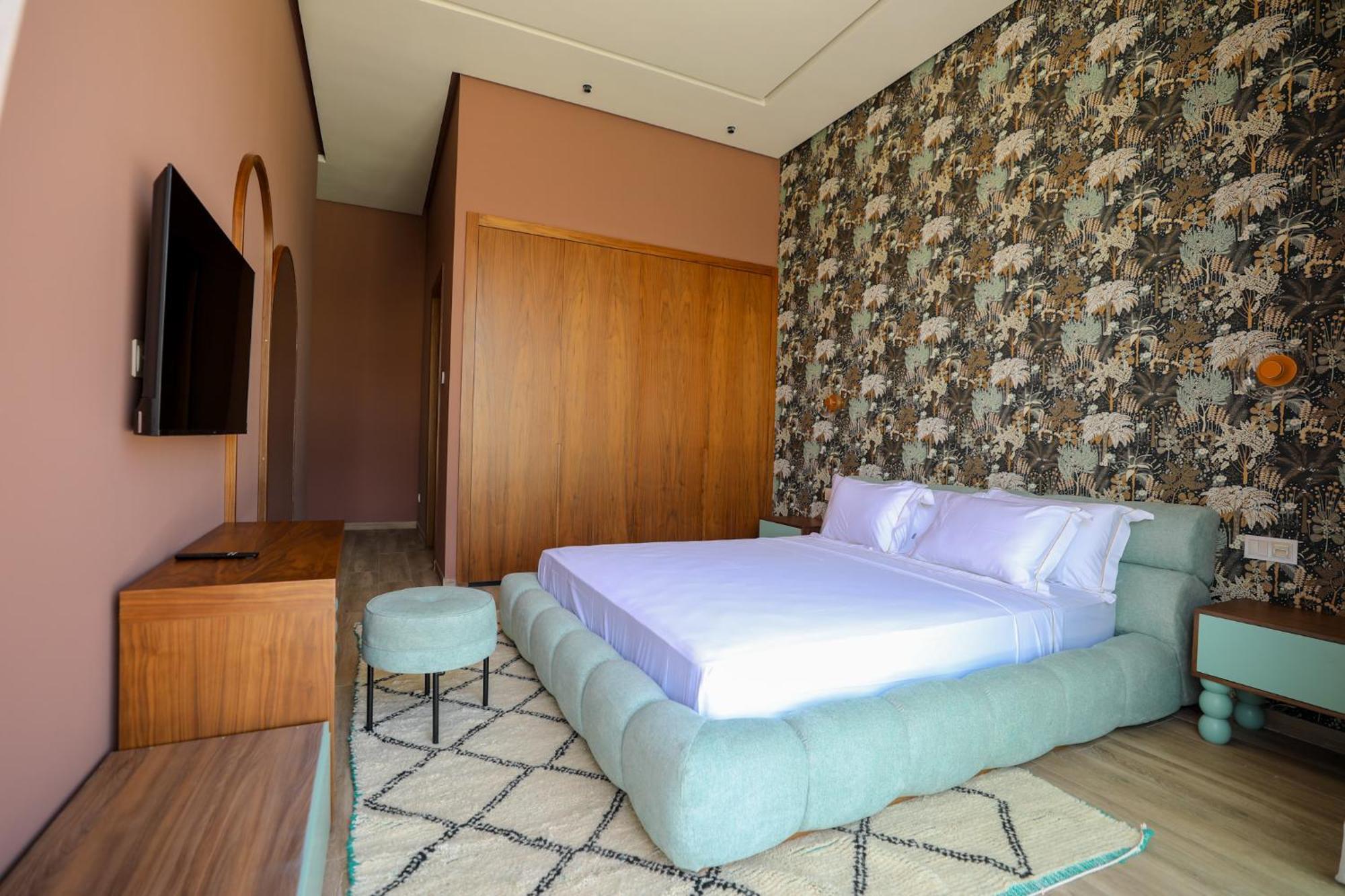 Rt2l Villa