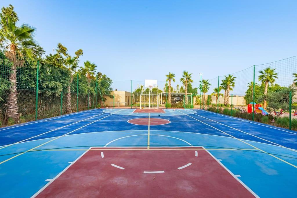 Villa Bahamas , Luxe Et Elegance & Piscine Chauffee, Jacuzzi Marrakesh