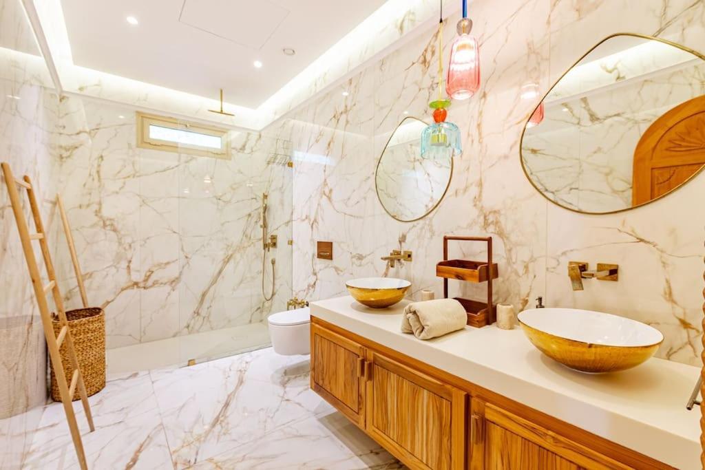 Bahamas , Luxe Et Elegance & Piscine Chauffee, Jacuzzi Marrakesh