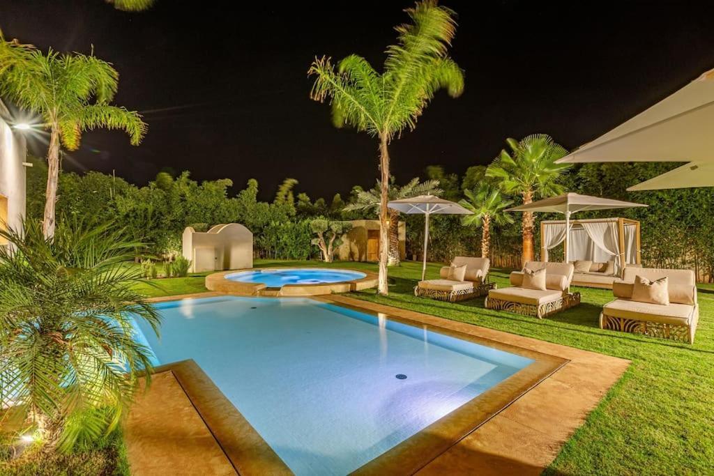 Bahamas , Luxe Et Elegance & Piscine Chauffee, Jacuzzi Villa Marrakesh