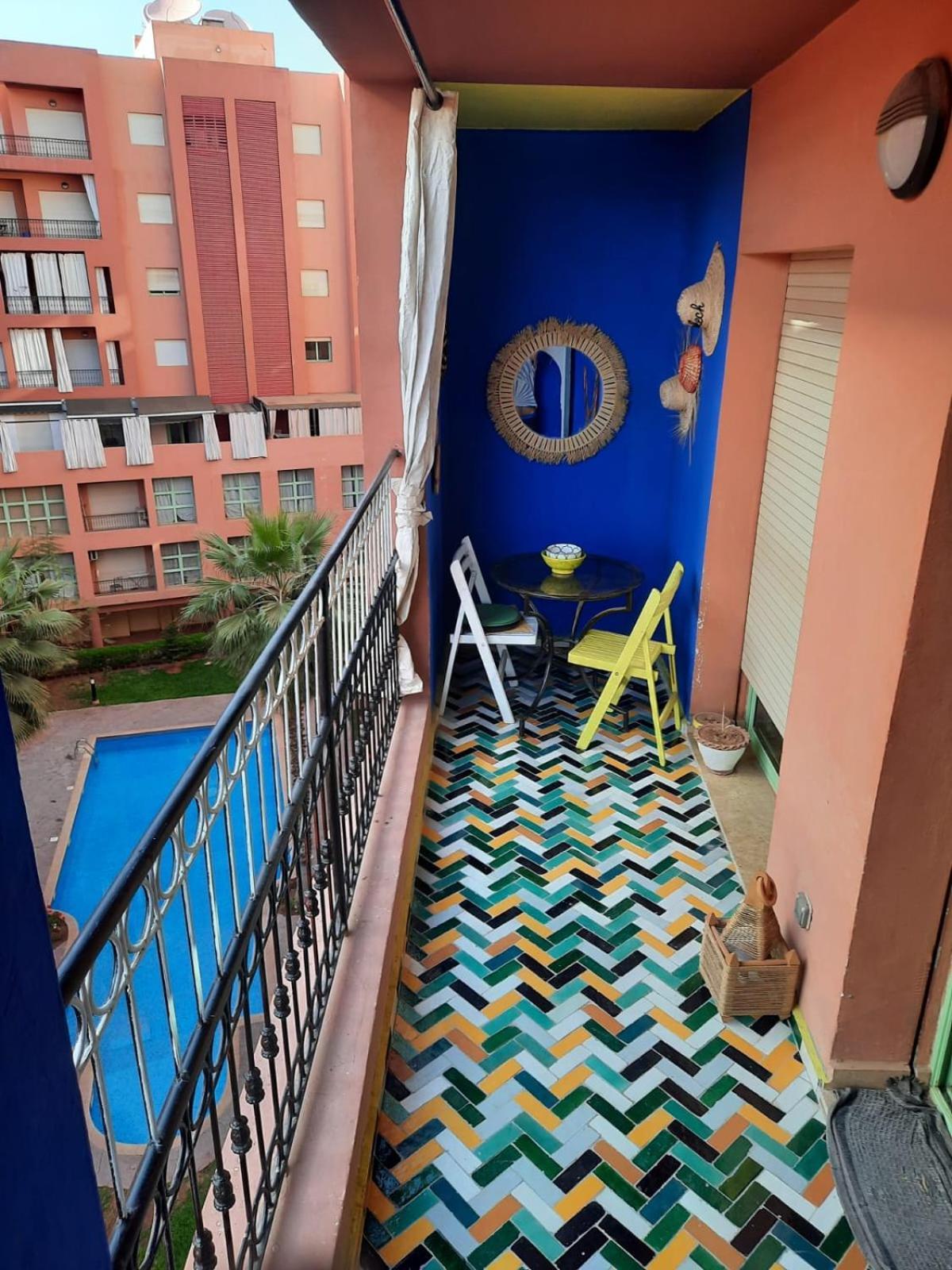 Apartment In Der Beruehmten Ysl Street Seulement A 1 Personne Ou Couple Marie Ou Touristes Etrangers Marrakesch