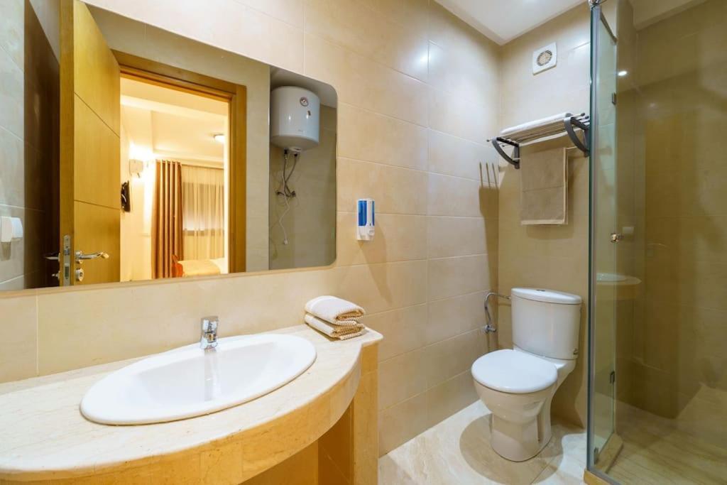 Luxury Cosy 2br Center Secure Parking Wifi Appartement *