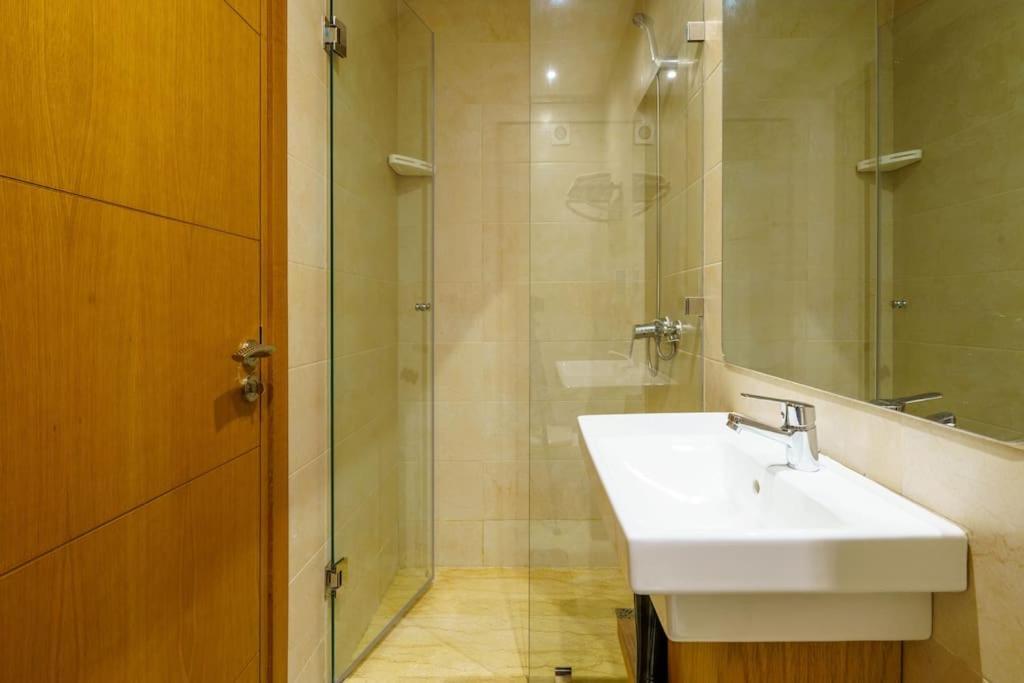 Luxury Cosy 2br Center Secure Parking Wifi Appartement *