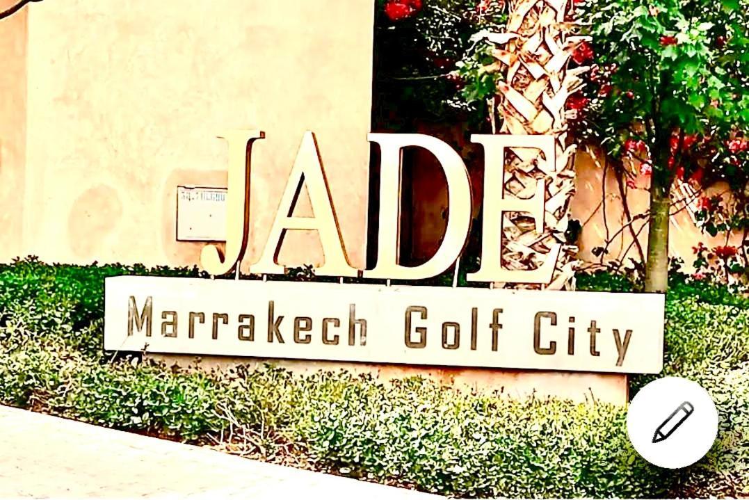 Luxury Prestigia Jade Apartment *