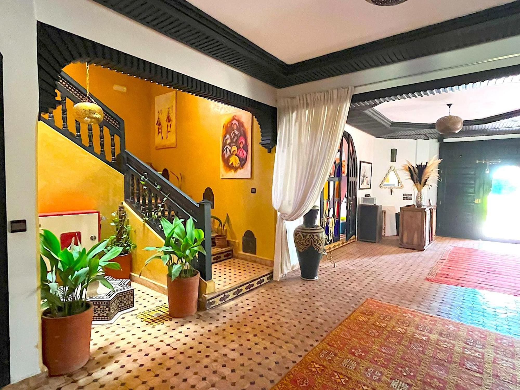 Palais Ona Villa