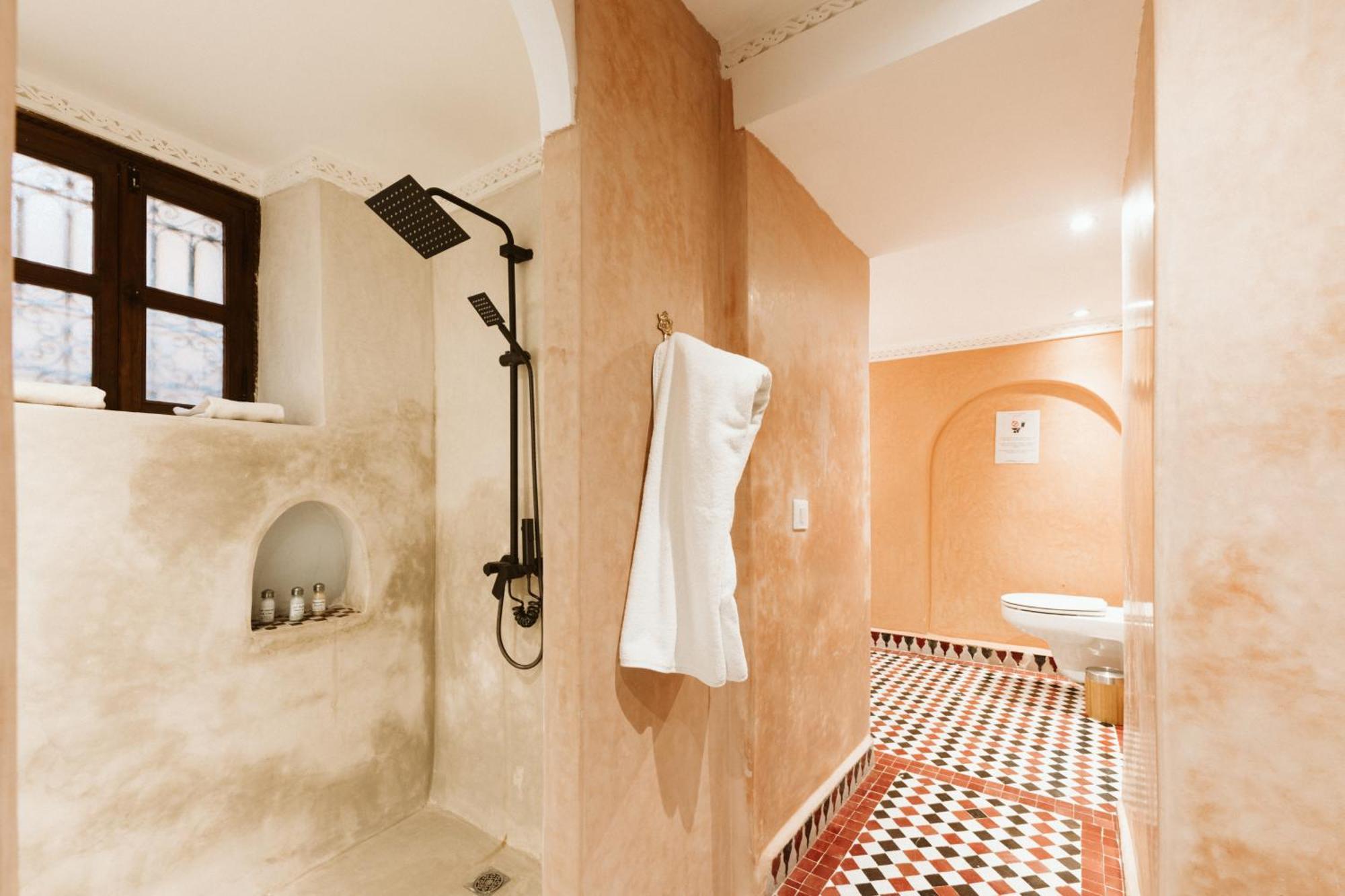 Riad Dar Alhambra 4*