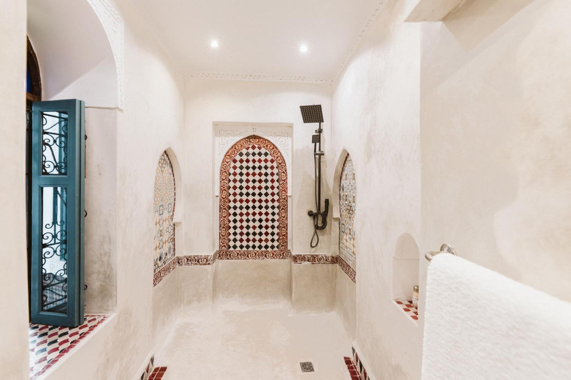 Riad Dar Alhambra 4*