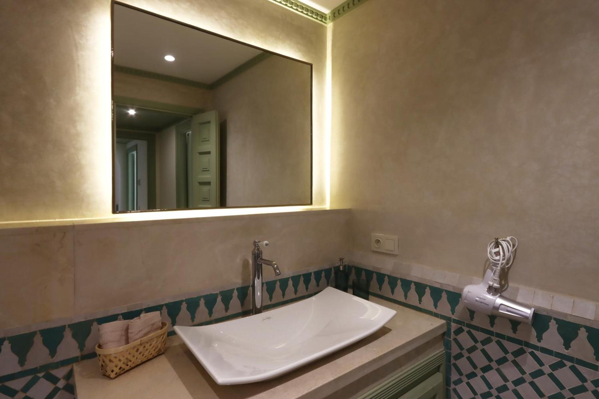 Somptueux Jardin & Piscine - Hivernage Appartement