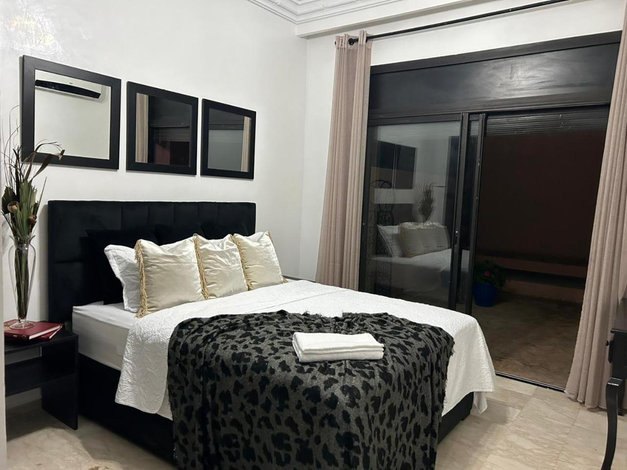 Apartamento Apparemment Confortable A Gueliz *