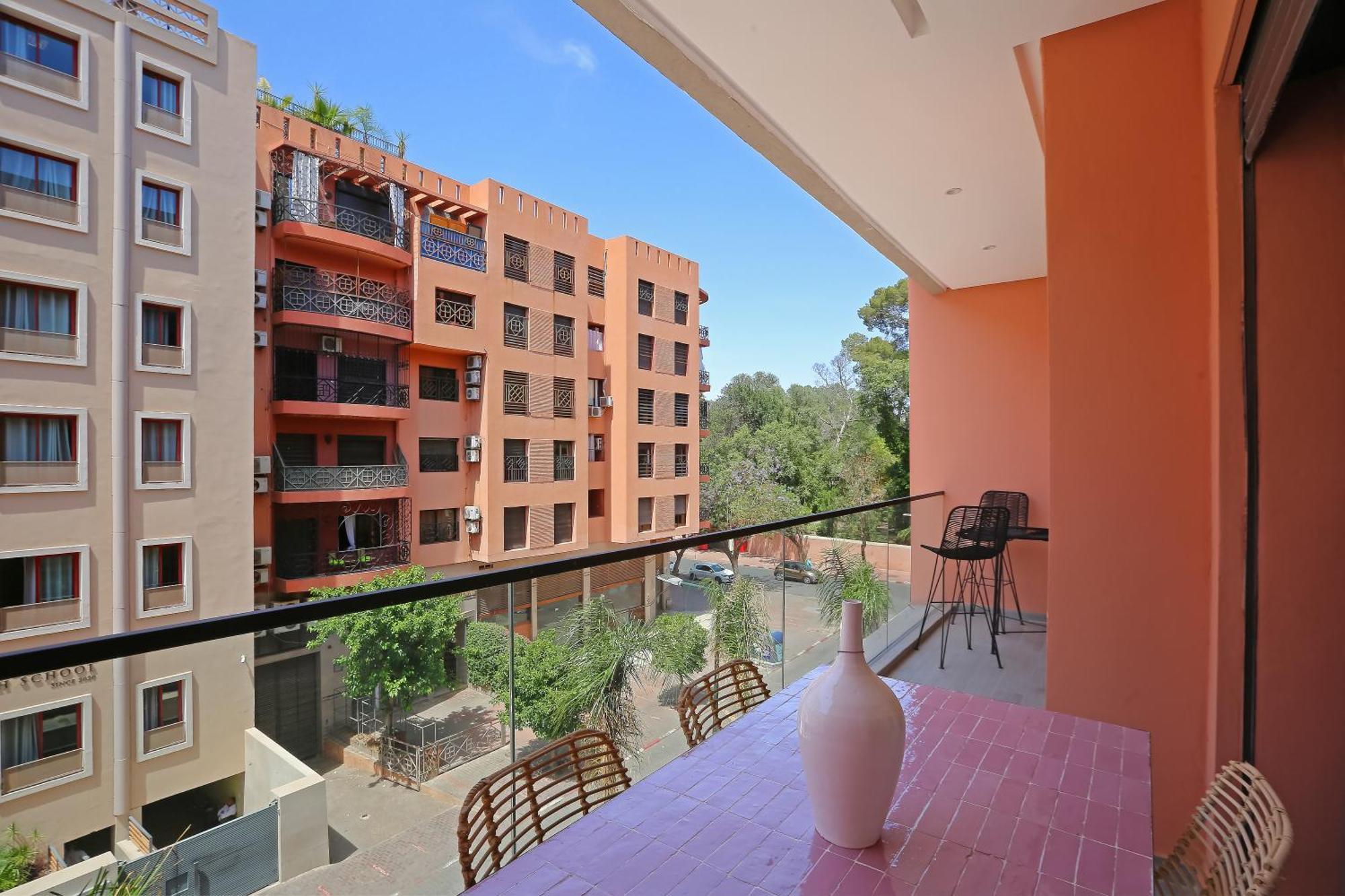 Appartement Brand New And Stylish Location *