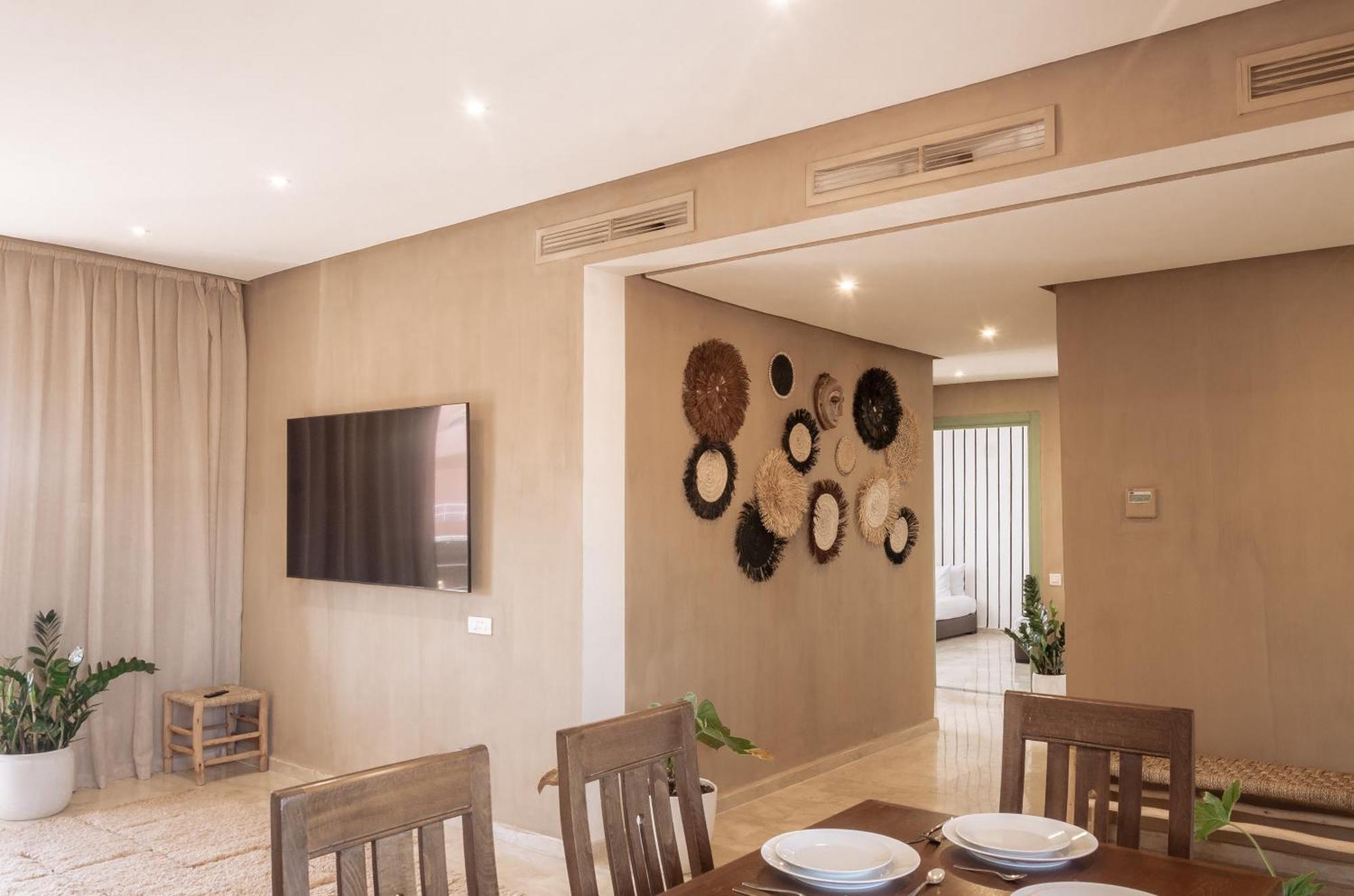 Large Stylish Gueliz With Pool Access Marrakesch