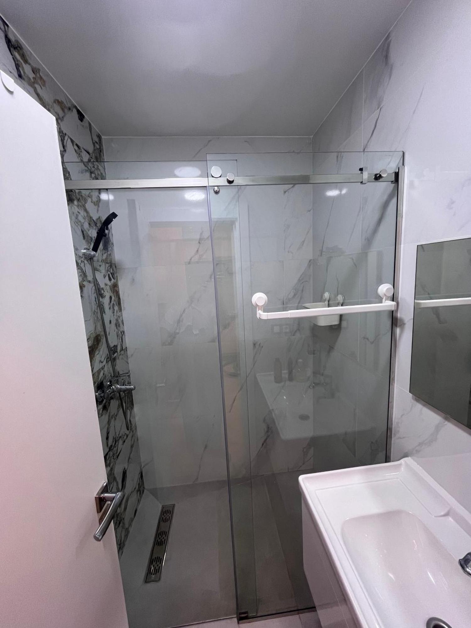 Appartement Renove Avec Style Et Parking Surveille Marrakesh