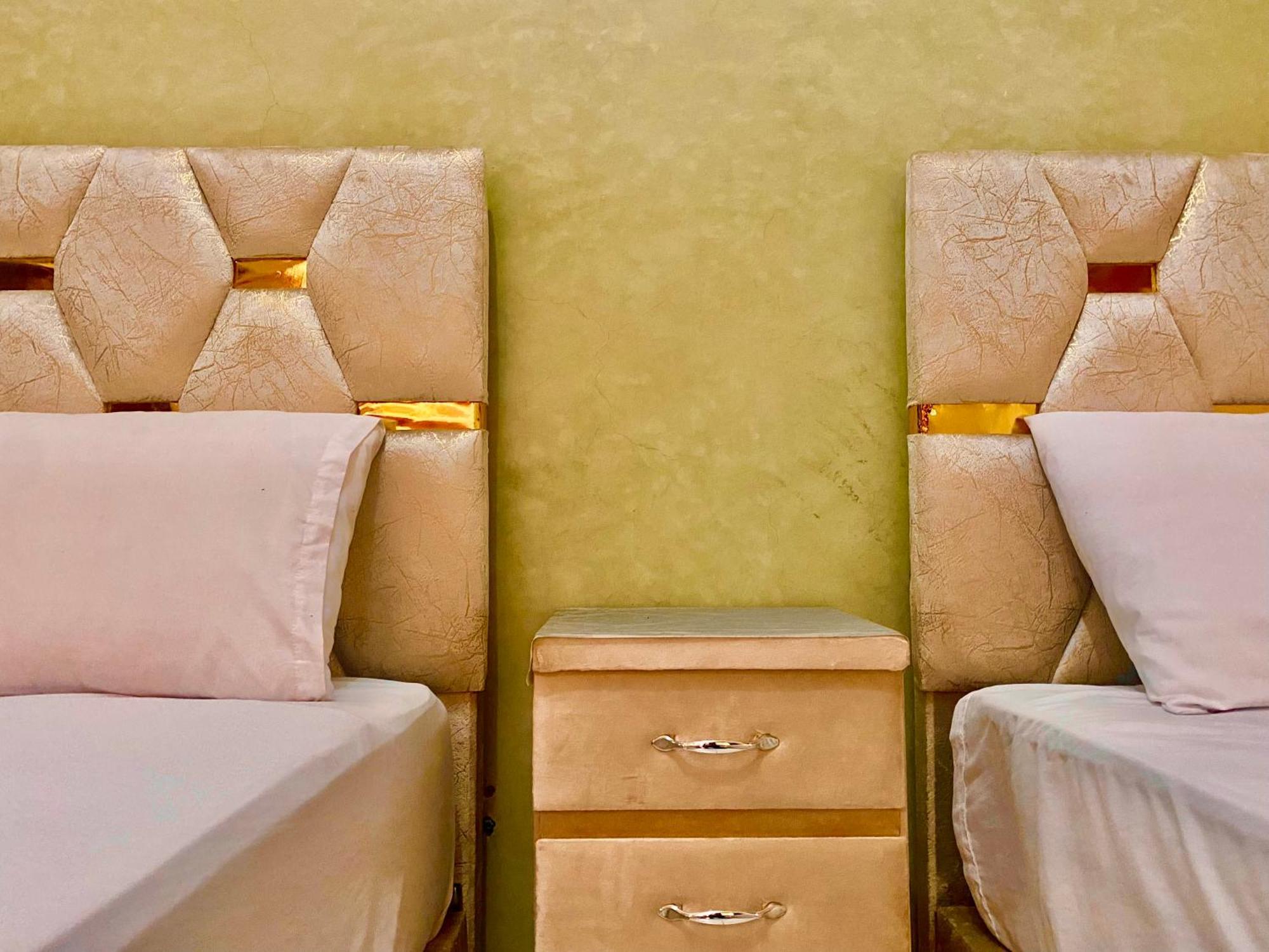 Kamal Luxe Authentique Avec 3 Piscines Au Coeur De Marrakech (adults Only) Guest house