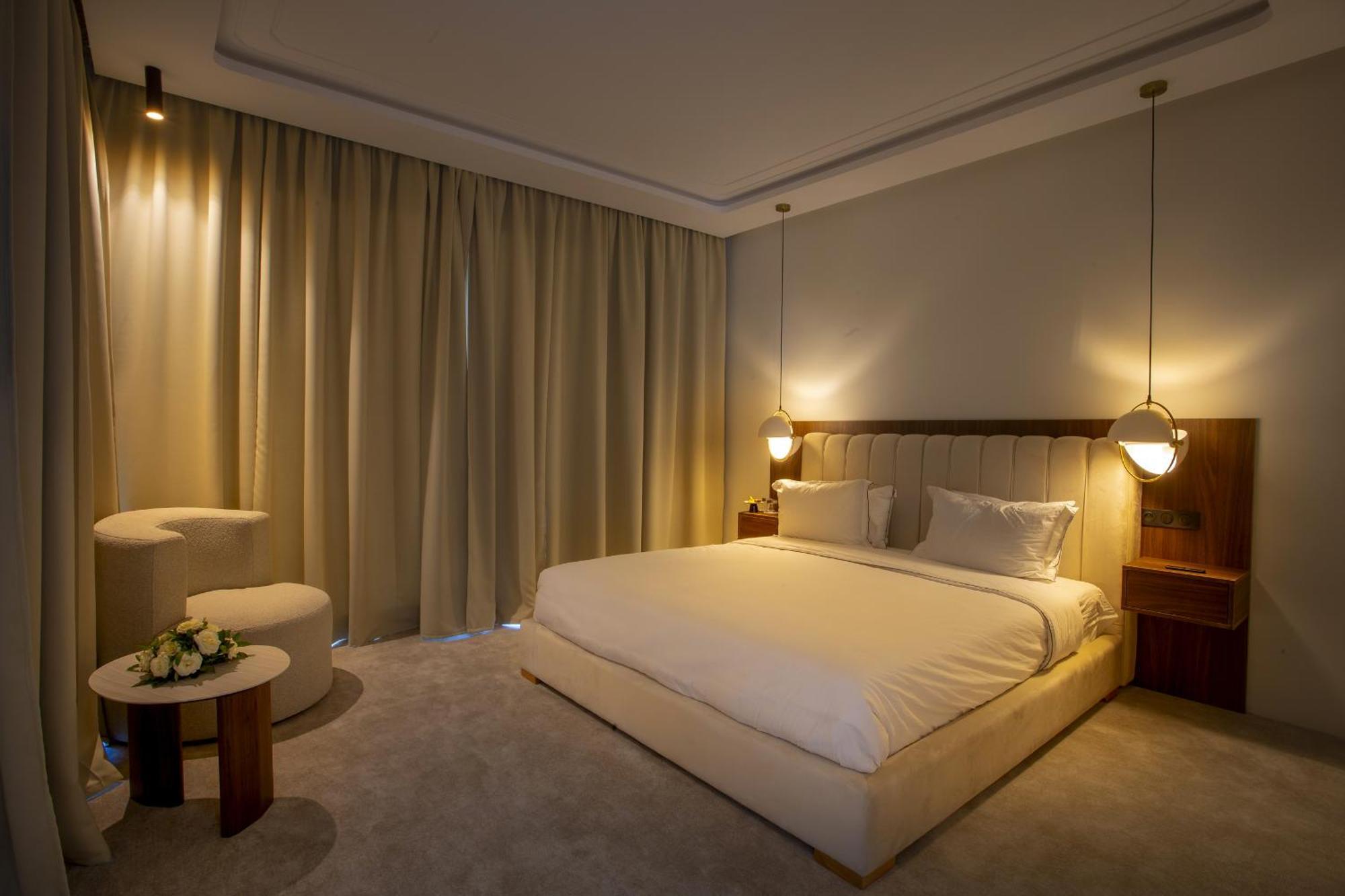 De Luxe A Marrakech, Piscine Jacuzzi, Vue Golf A Amelkis