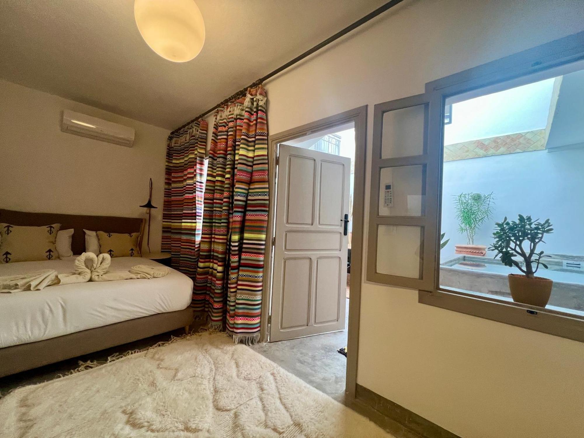 Prive, 5 Casa vacanze *
