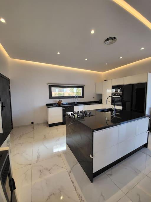 Luxe&cozy Piscine Prive 20 Min Du Centre Villa *