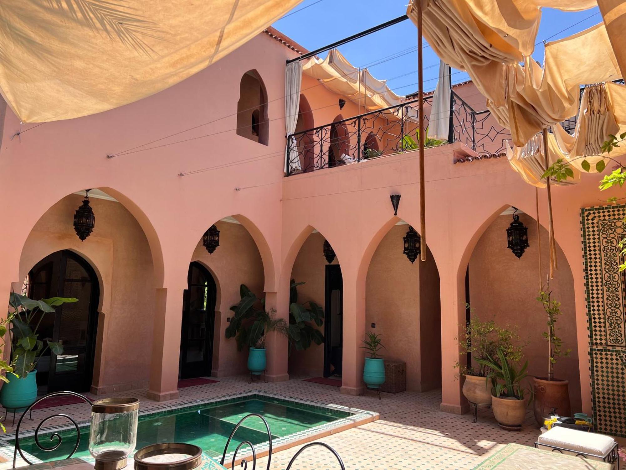 Riad Nadina *