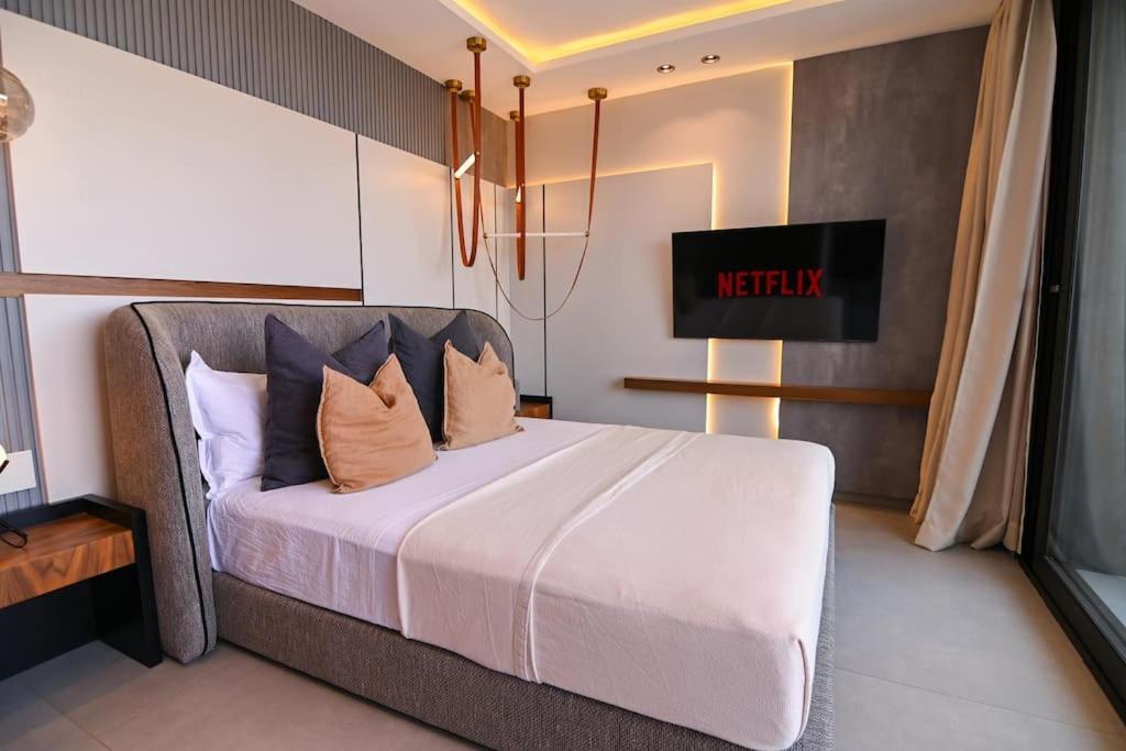 Appartement Luxe, Golf, & Cinema