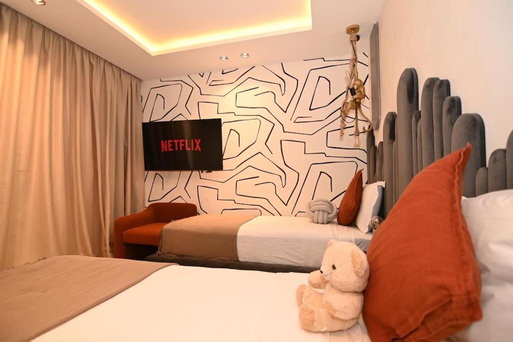 Luxe, Golf, & Cinema Appartement *