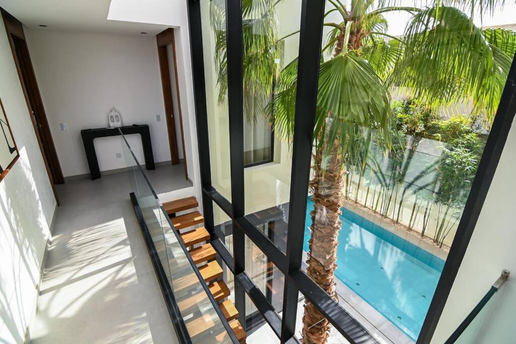 Luxe, Golf, & Cinema Appartement