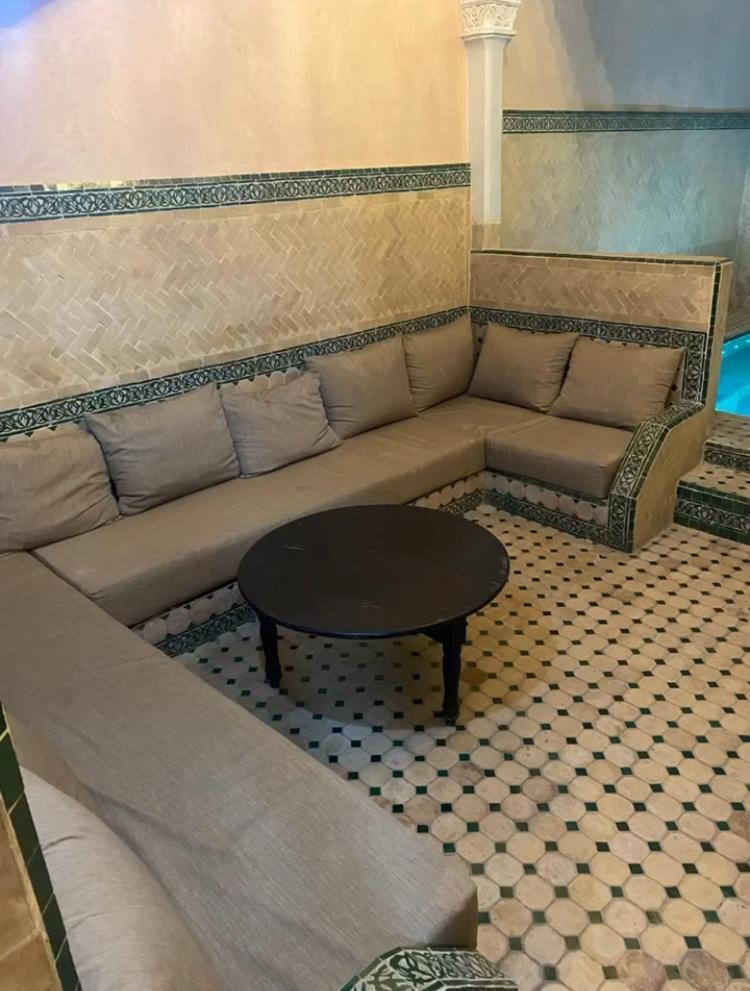 Piscine Interieure Privative *