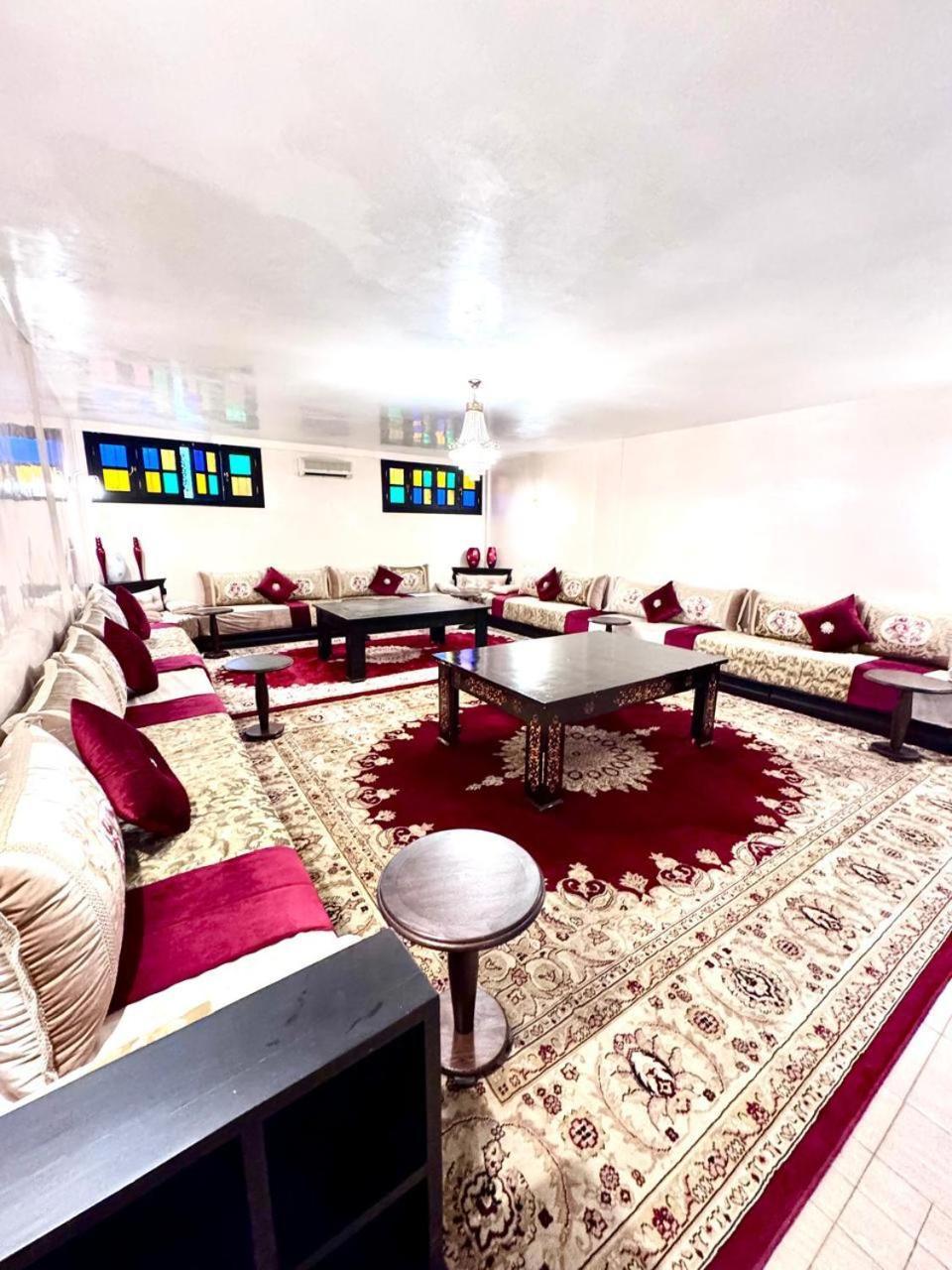 Medley Luxury - Parking, Wifi & Piscine Villa