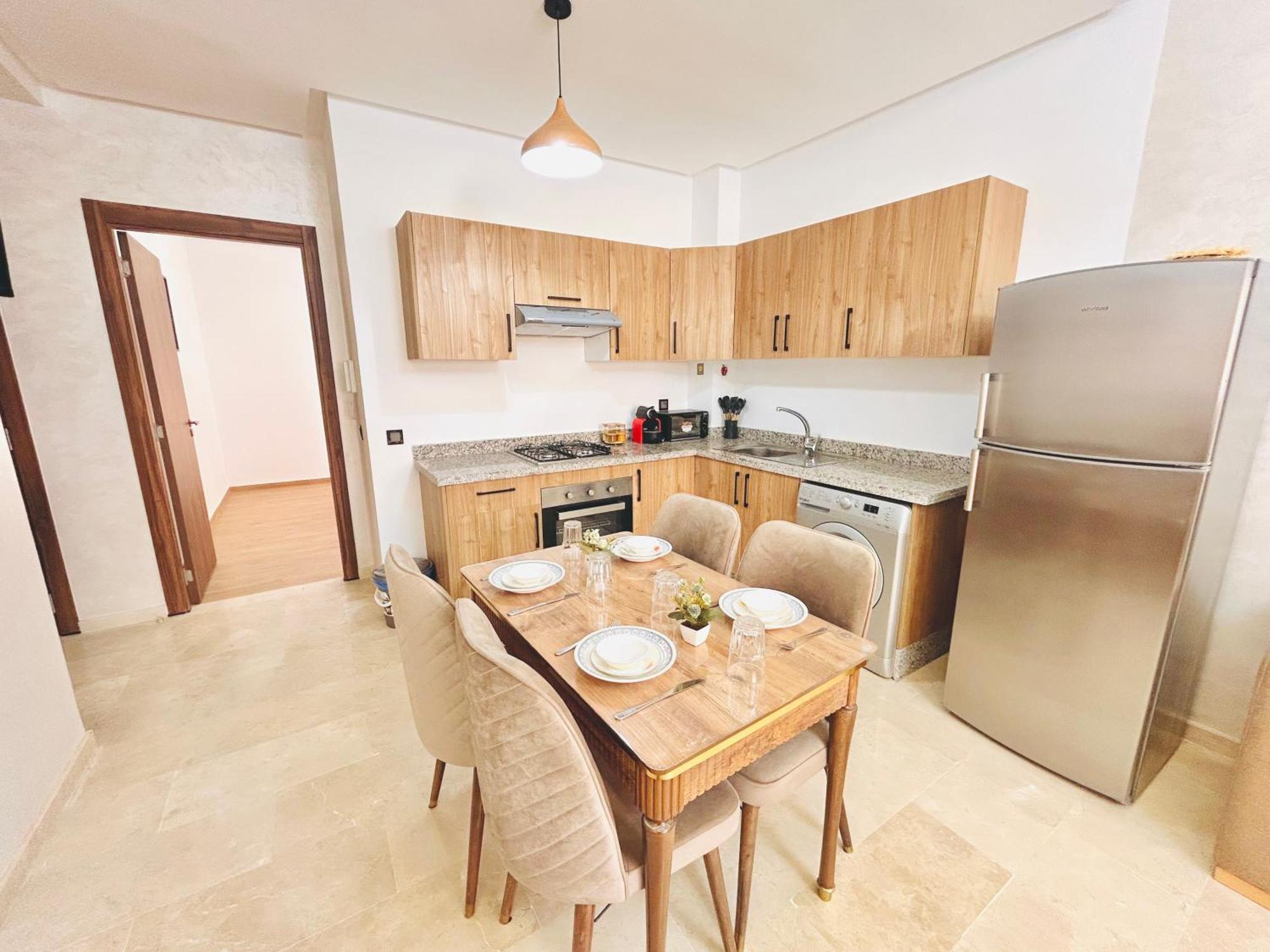 Appartement New In Gueliz, Pool, Balcony & Parking *